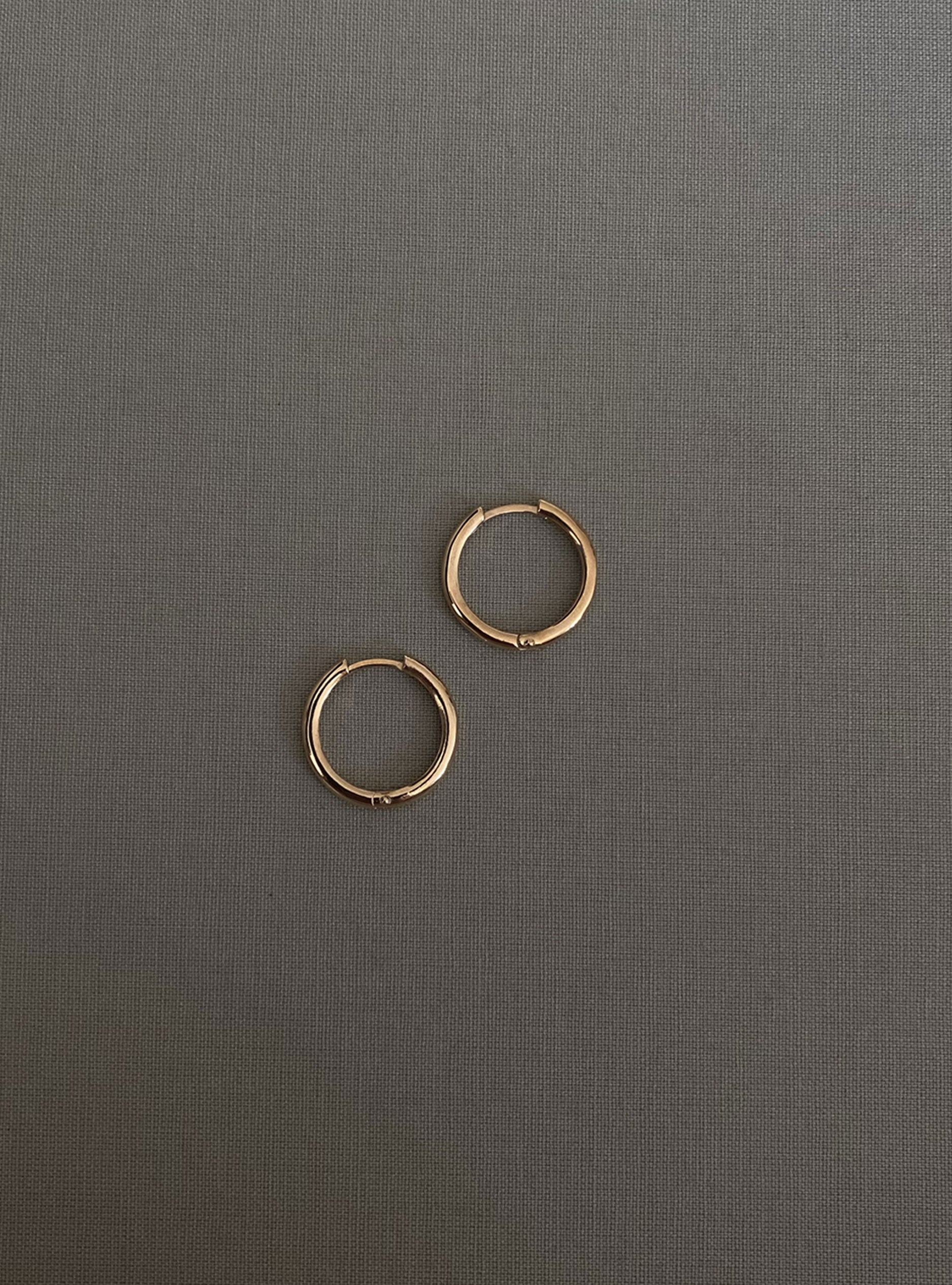 LINDA | HOOPS