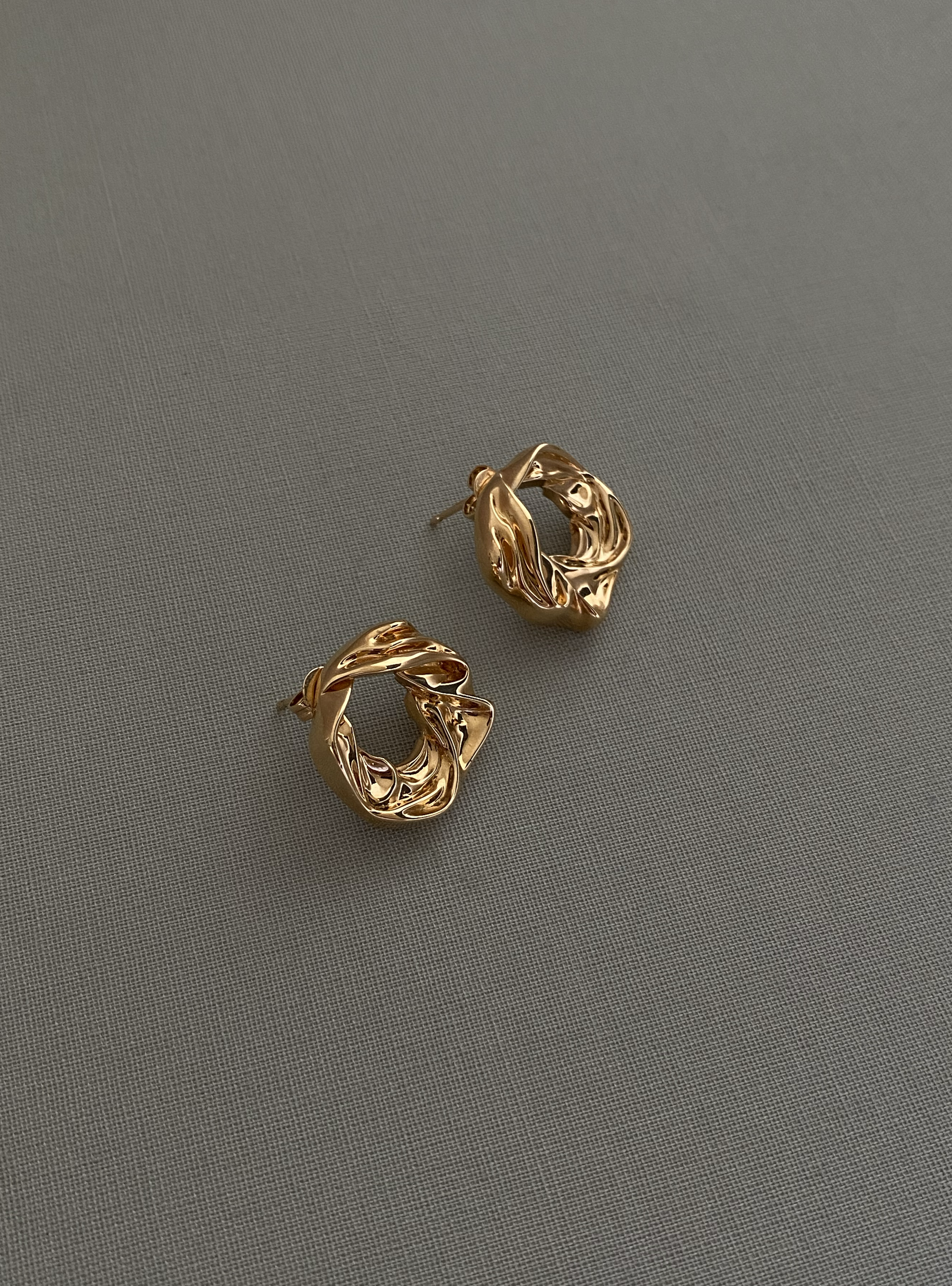 GLAMOUR | STATEMENT STUDS