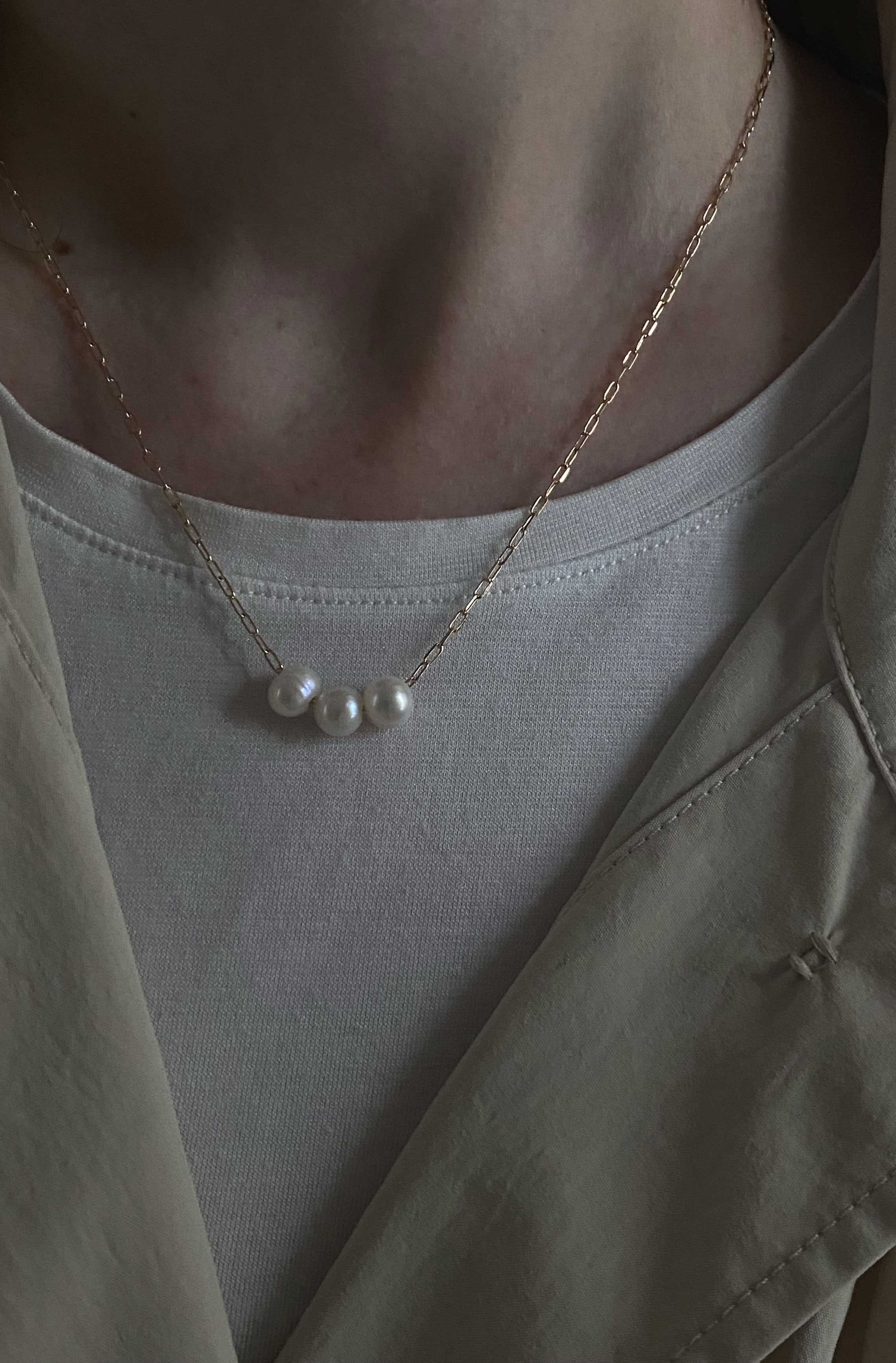 SPRING | PEARL NECKLACE