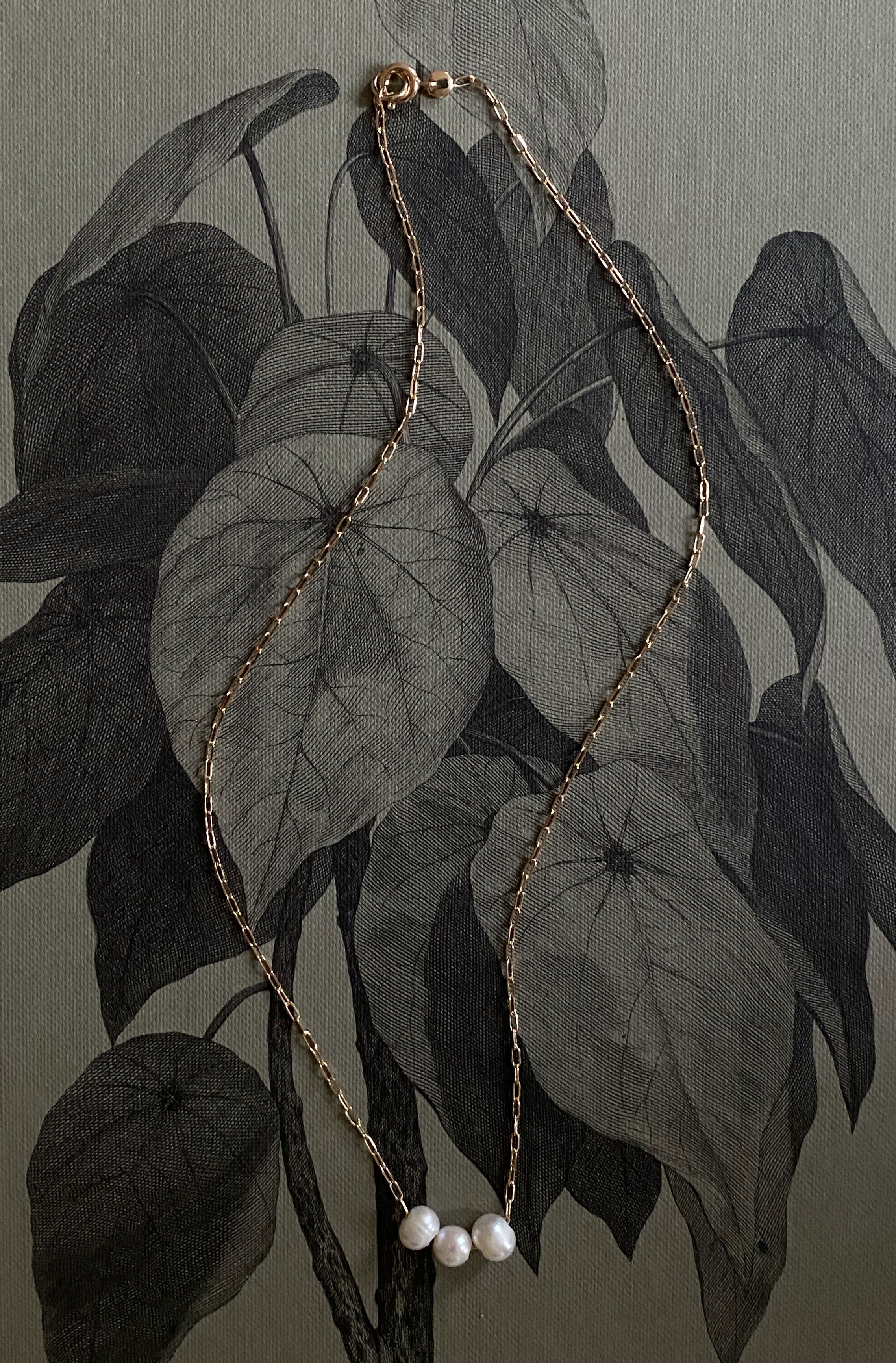 SPRING | PEARL NECKLACE