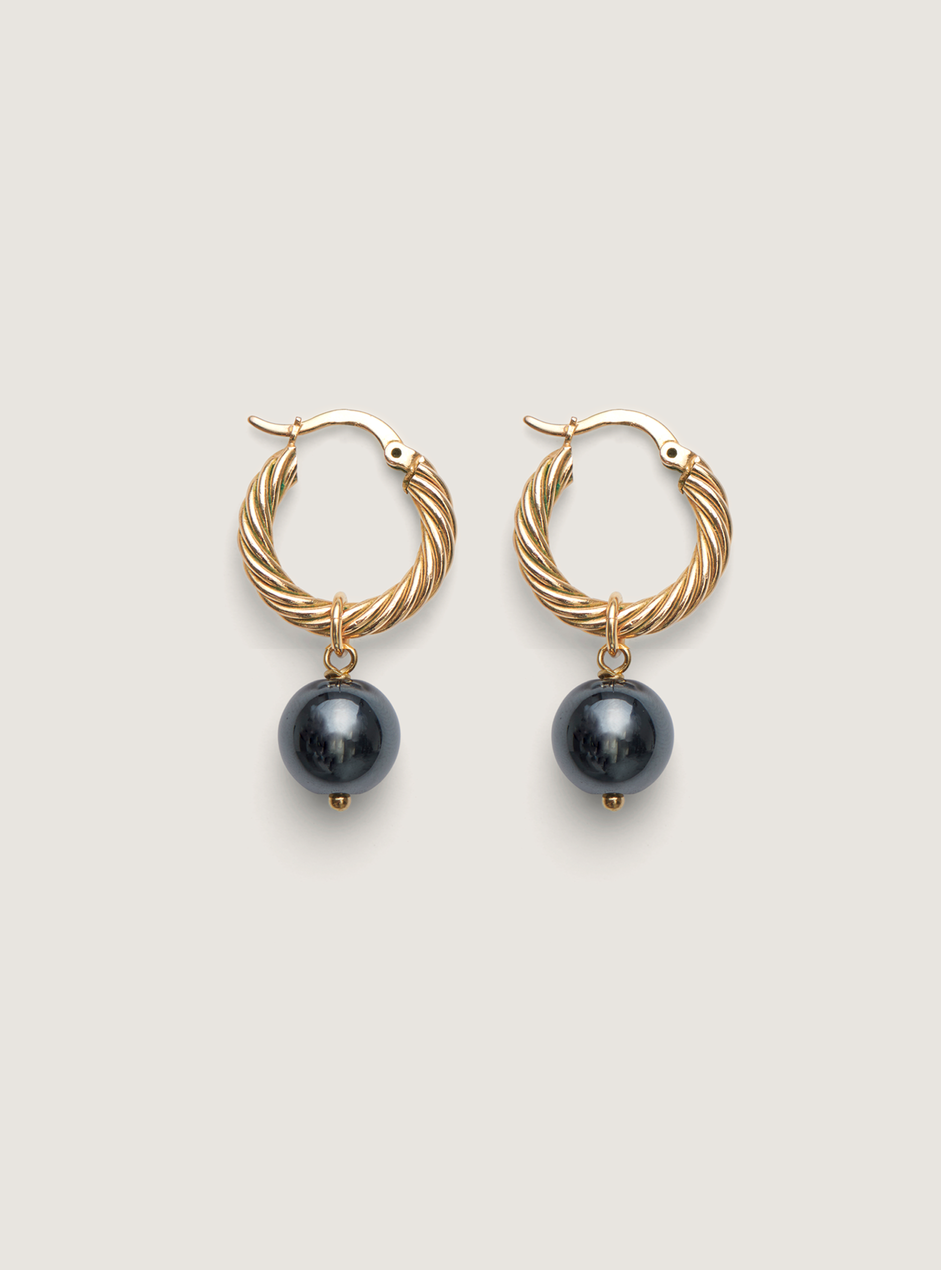 CARLA BLACK PEARL EARRINGS
