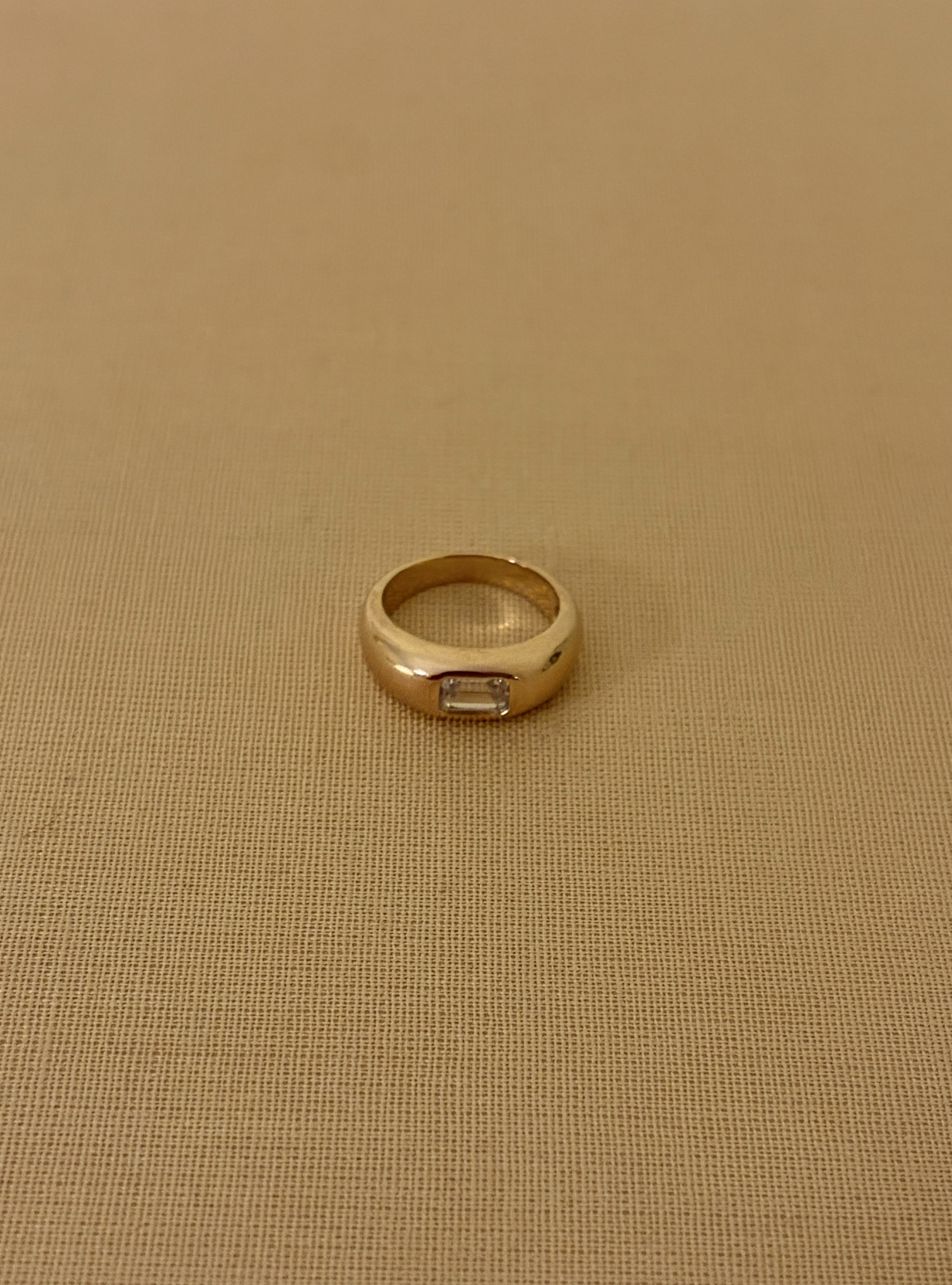 ARCHIVE |  CHEVALIER RING ZIRCONIA