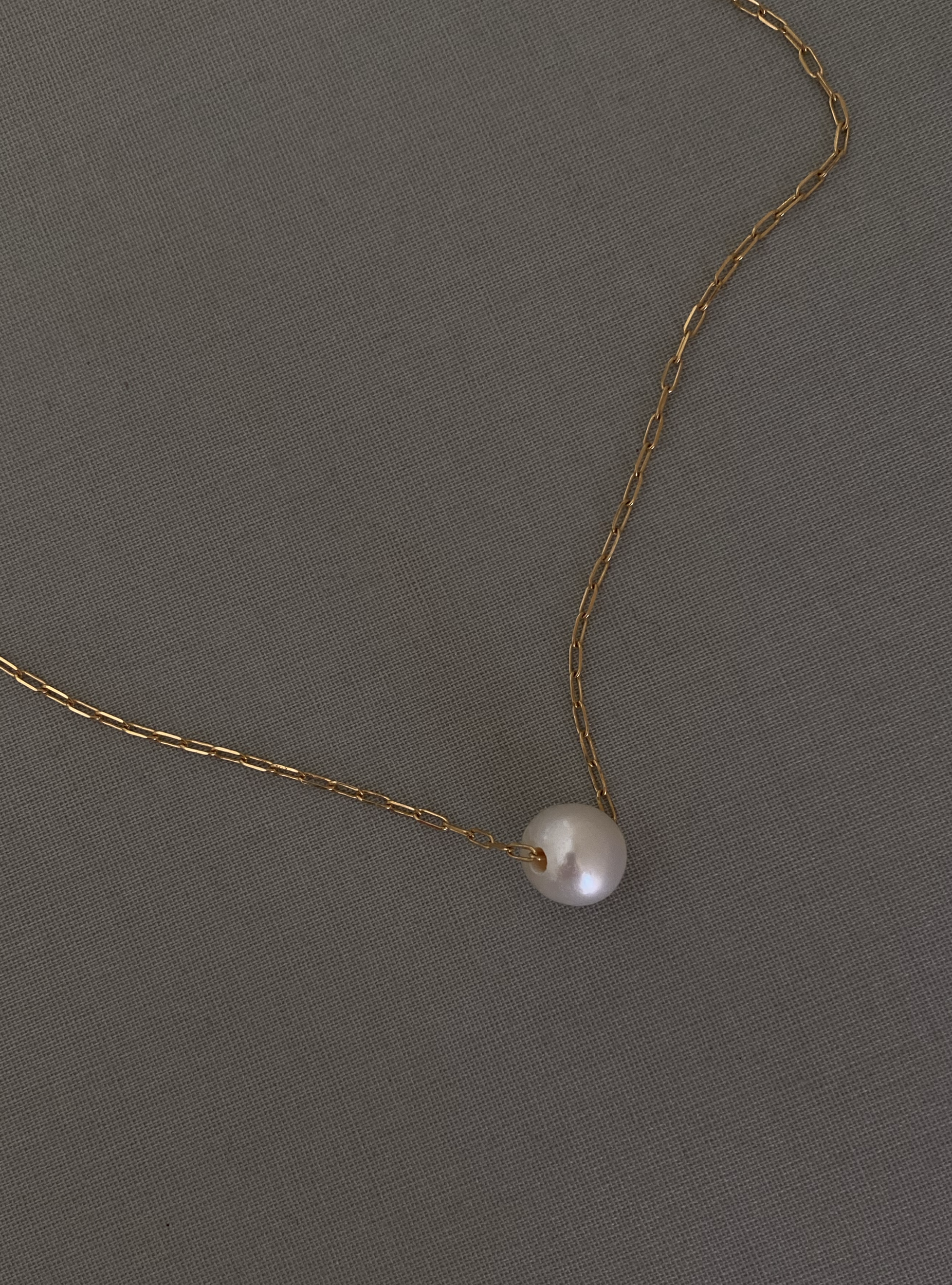 SUMMER | PEARL NECKLACE