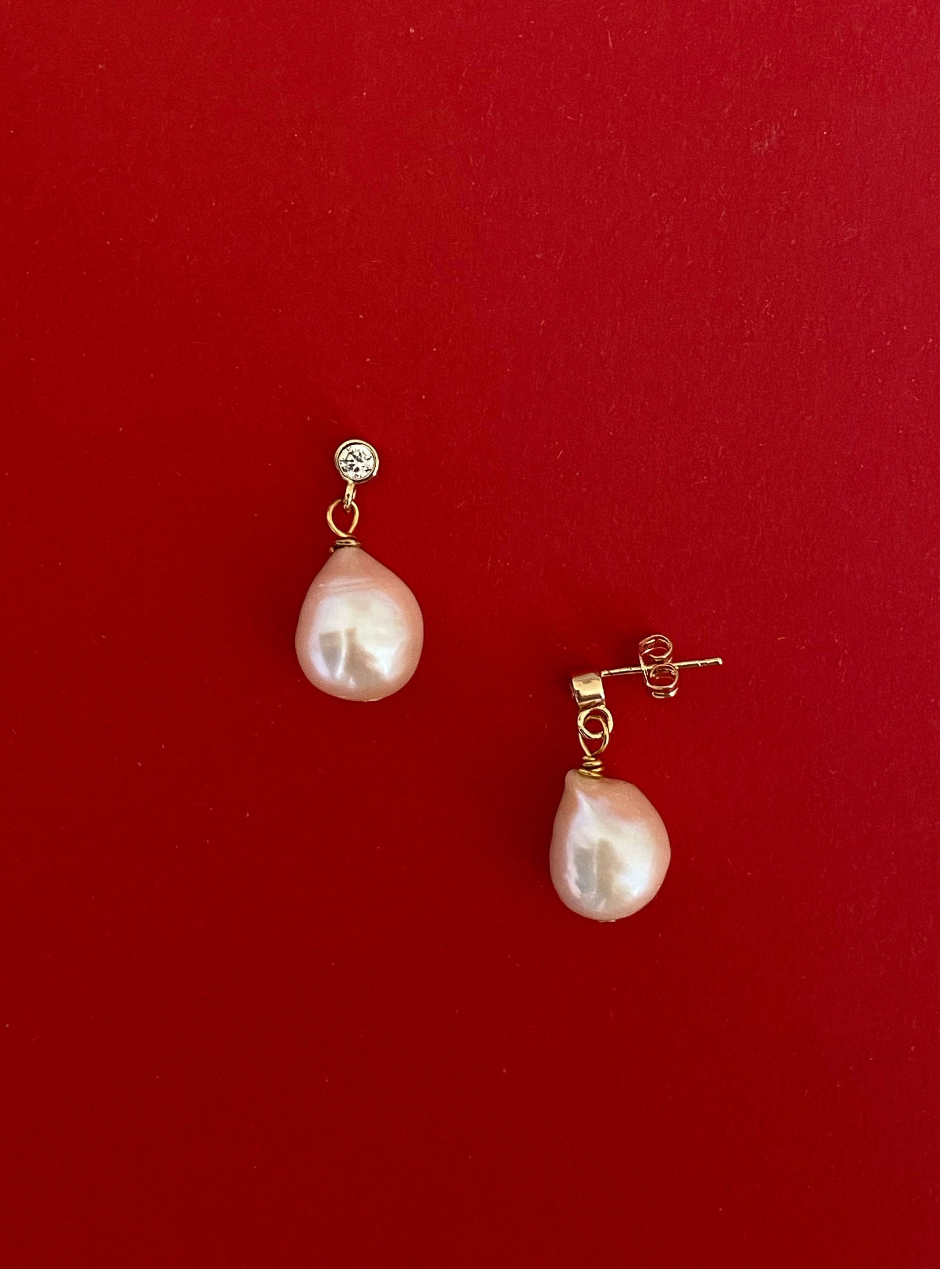 ZIRCONIA STUD | PEARL EARRINGS