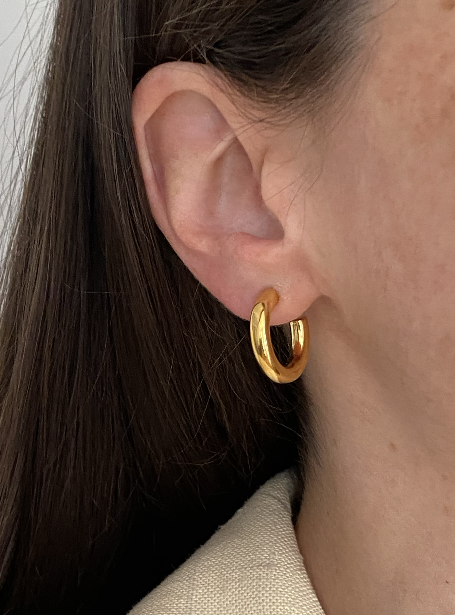 VINTAGE YELLOW | HOOPS