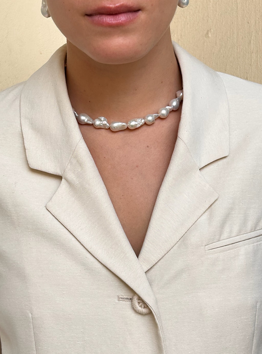 LUCY | BAROQUE PEARL NECKLACE